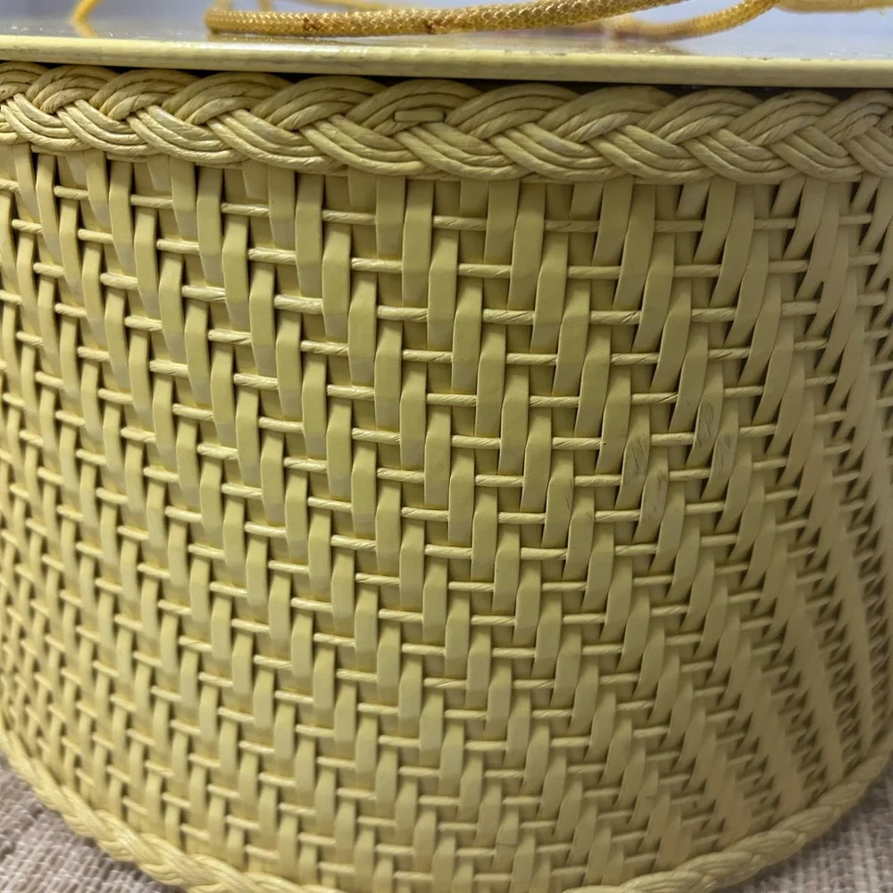 Princess Brand Vintage Round Yellow Wicker Sewing Basket 1940’s - 1950’s. EUC